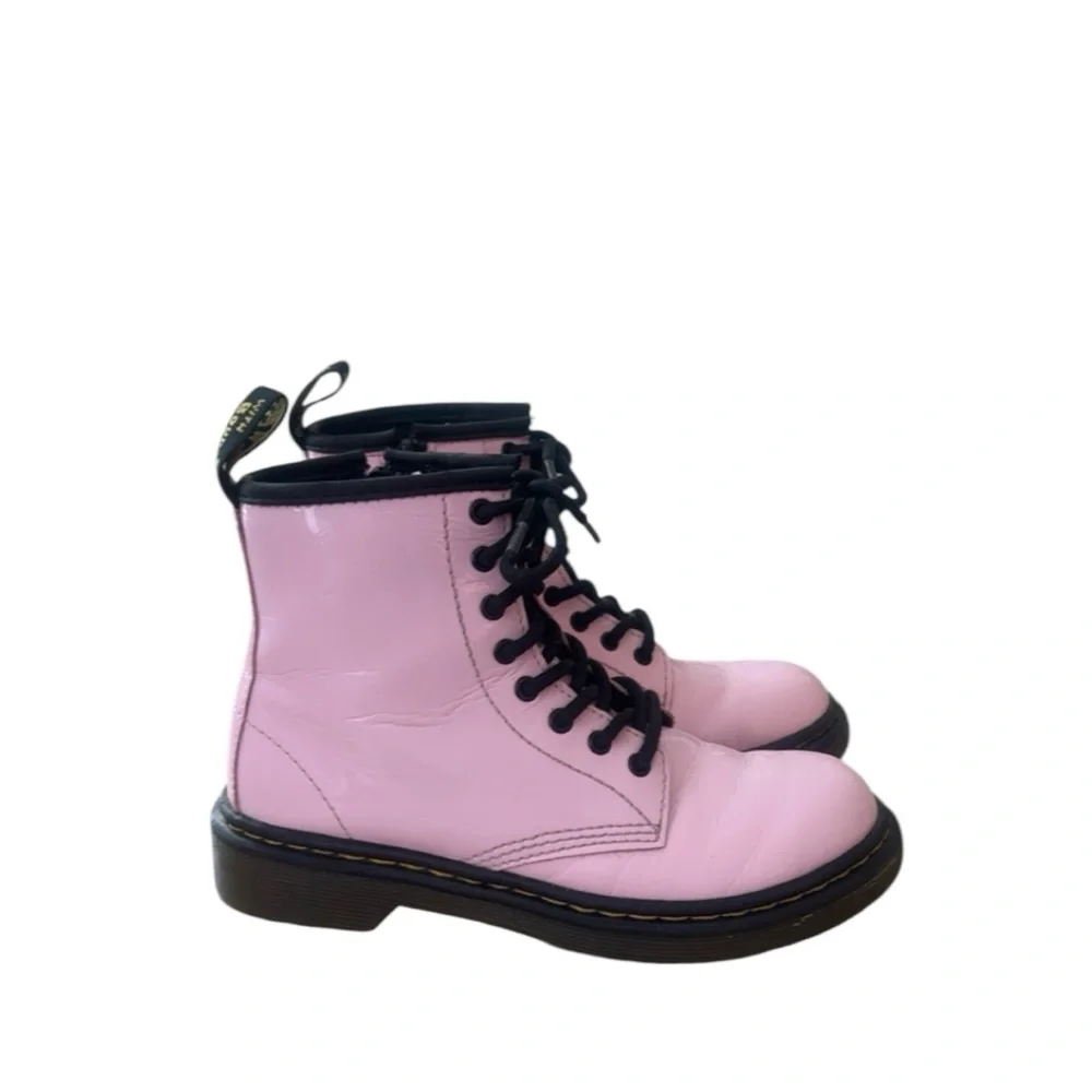 Dr. Martens‎ Girls Junior 1460 Pink Patent Leather Boots Size 2